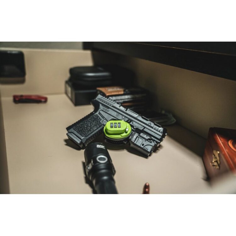 CANDADO DE COMBINACION PARA ARMAS LOCKDOWN - Imagen 4