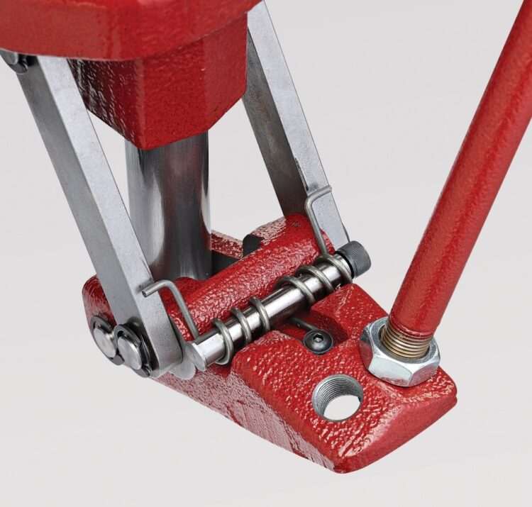Prensa Monoestación Hornady Lock-N-Load Iron Press - Imagen 4